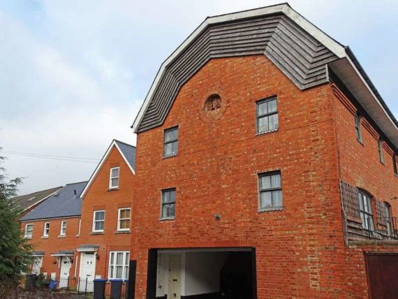 3 Bedroom Terraced